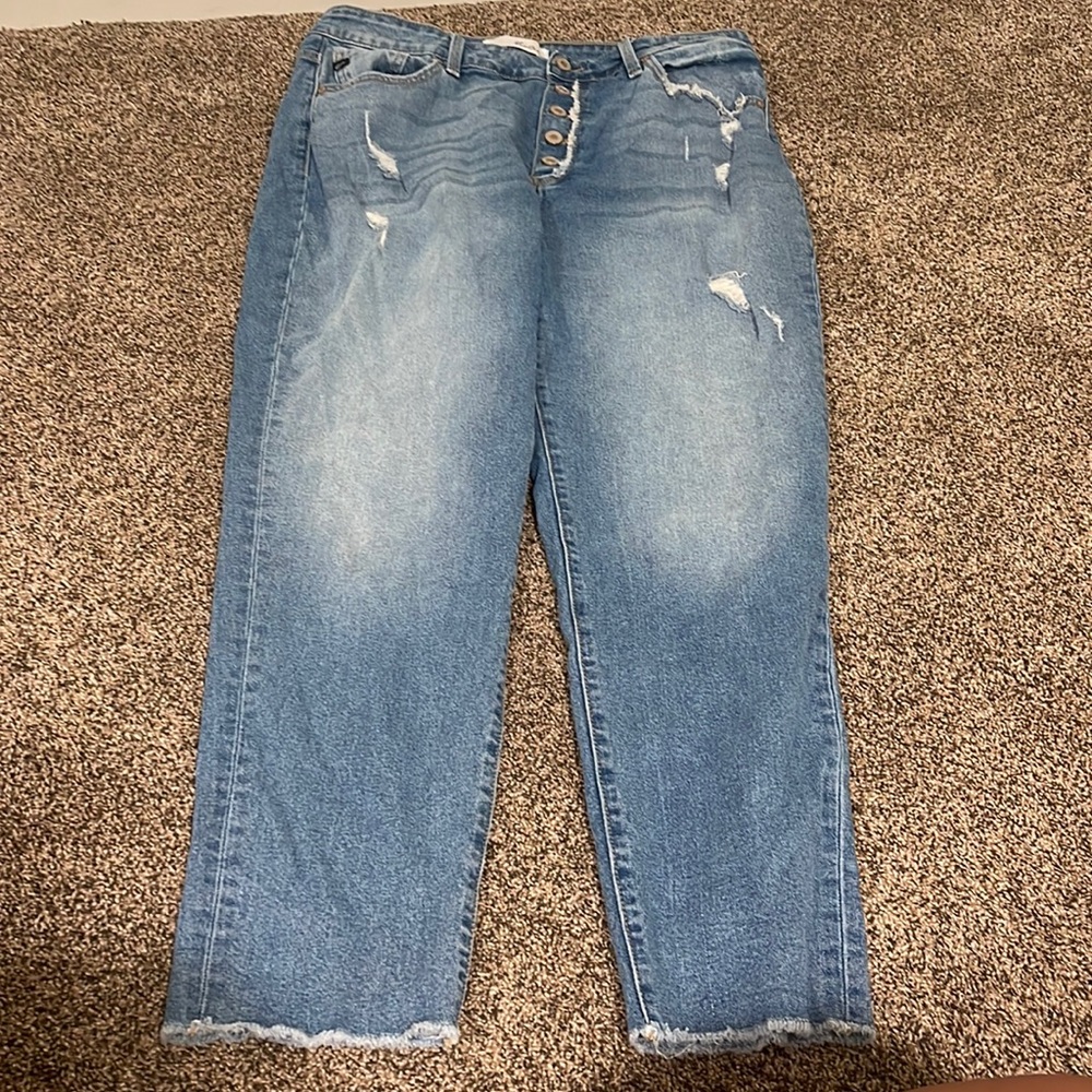 High waisted Boyfriend style jeans!